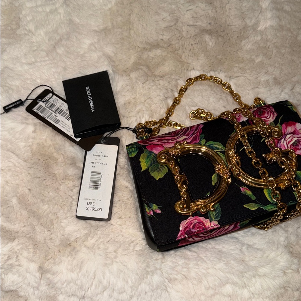 Dolce & Gabbana Medium DG Girls Crossbody Bag - Picture 8 of 8